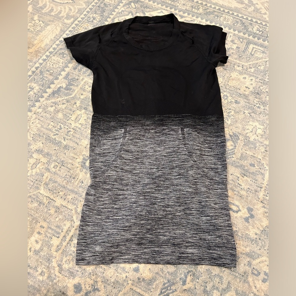 Lululemon Swiftly Tee Too 4 Special Ombré Grey Black
